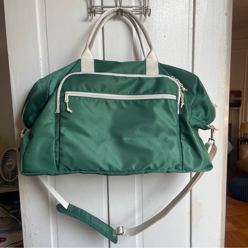 Gogo Large Green and WhiteTravel Duffle Bag